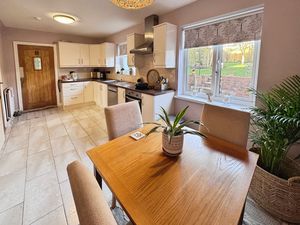 Photo 8- click for photo gallery